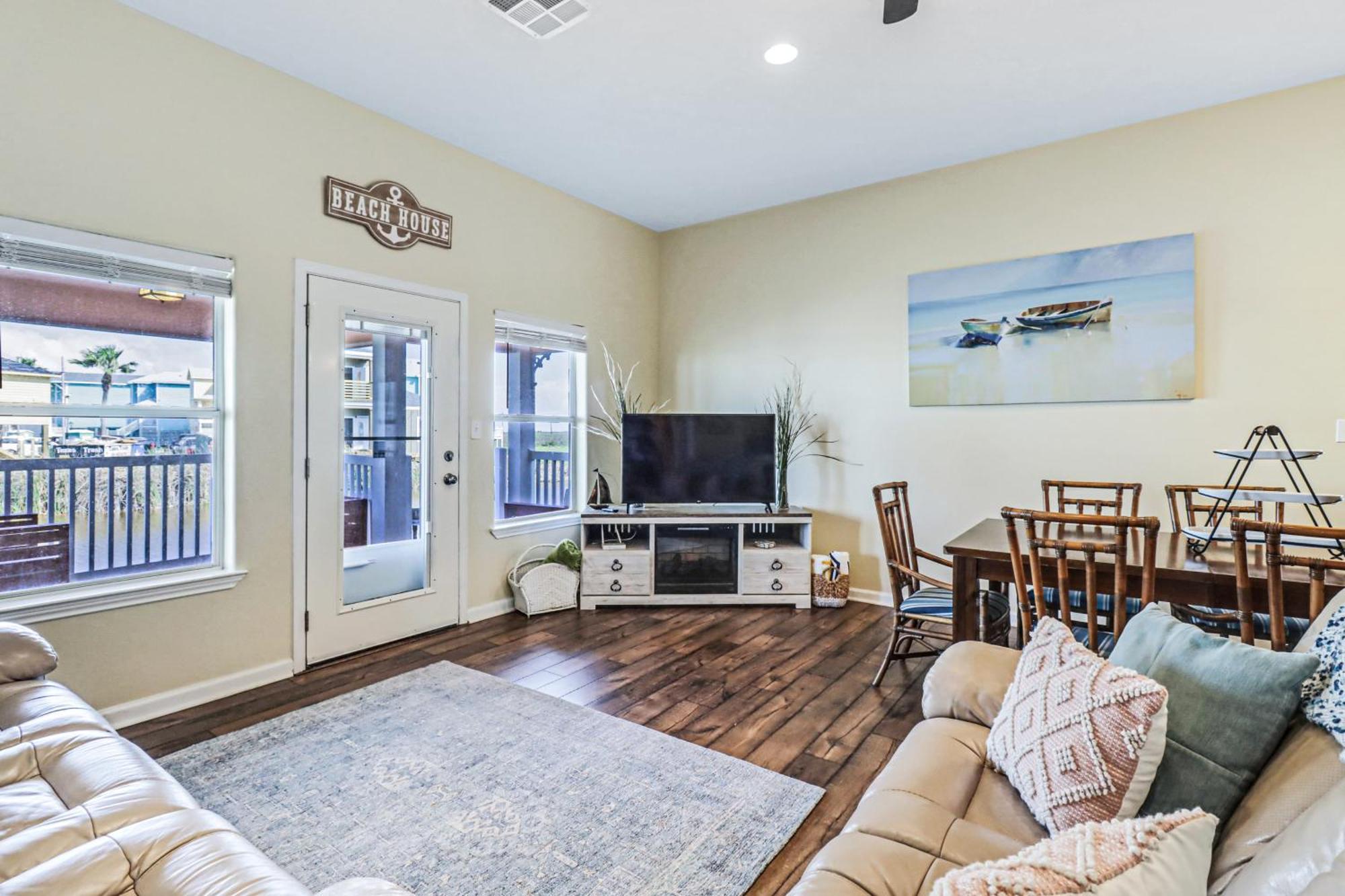Bella Vista & Four Winds House Villa Mustang Beach Bilik gambar